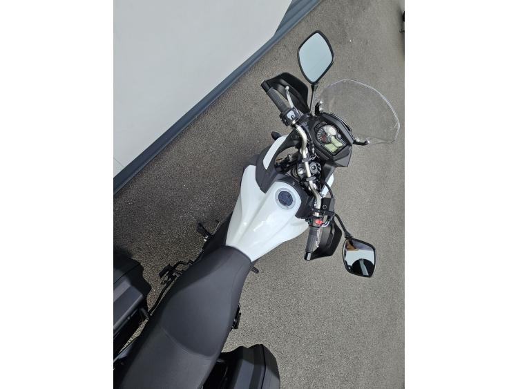  V-STROM 650A