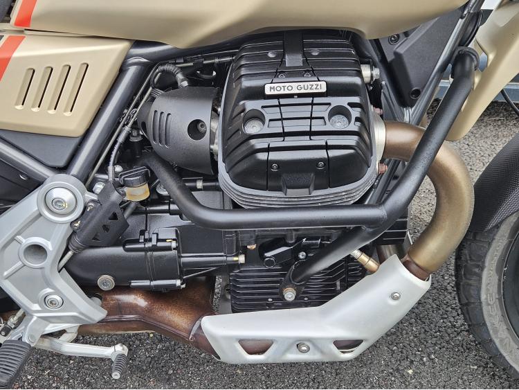 MOTO GUZZI V85 TT TRAVEL PACK 850