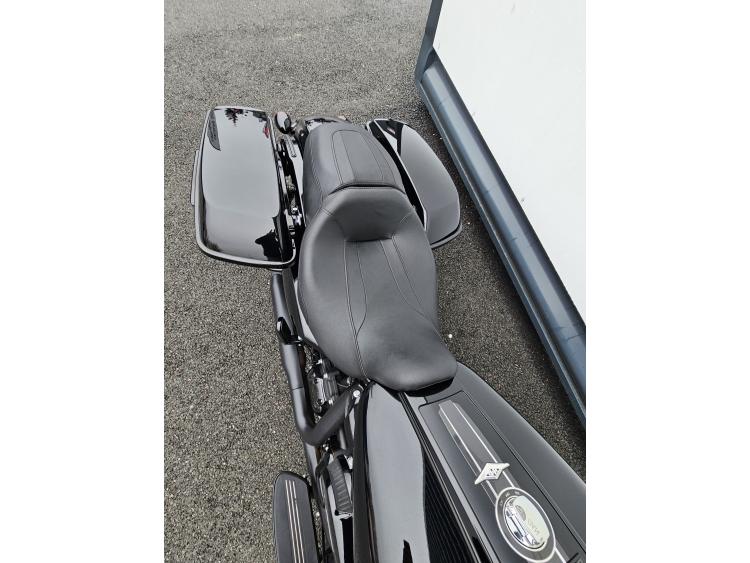 ROAD KING  SPECIAL 114