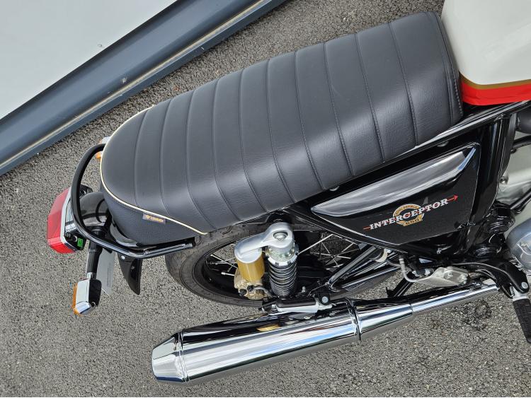 ROYAL ENFIELD INTERCEPTOR
