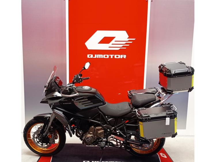 QJ MOTOR SRT 700 X TOURING