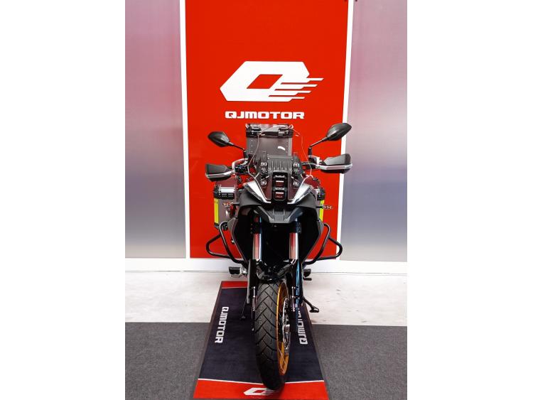 QJ MOTOR SRT 700 X TOURING