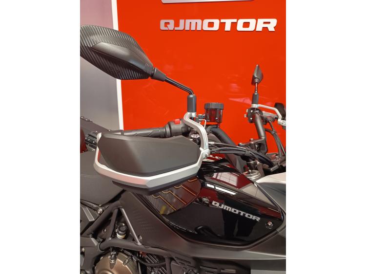 QJ MOTOR SRT 700 X TOURING