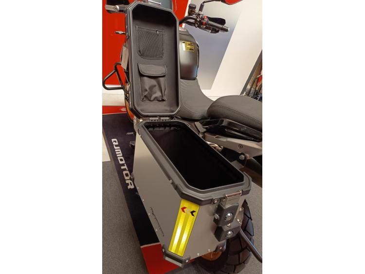 QJ MOTOR SRT 700 X TOURING