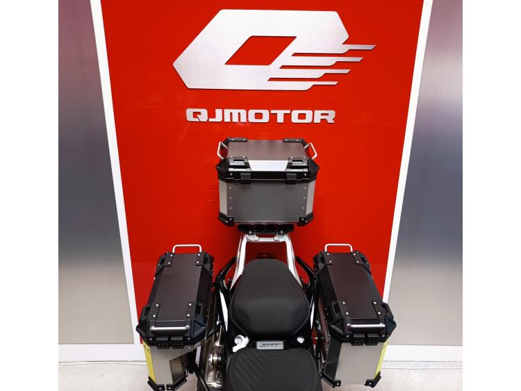 QJ MOTOR SRT 700 X TOURING