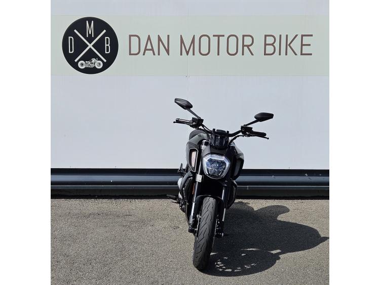DUCATI DIAVEL DARK