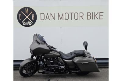 HARLEY-DAVIDSON TOURING STREET GLIDE 1870