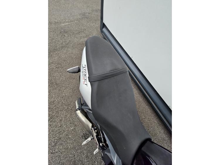 STREET TRIPLE 675 permis A2